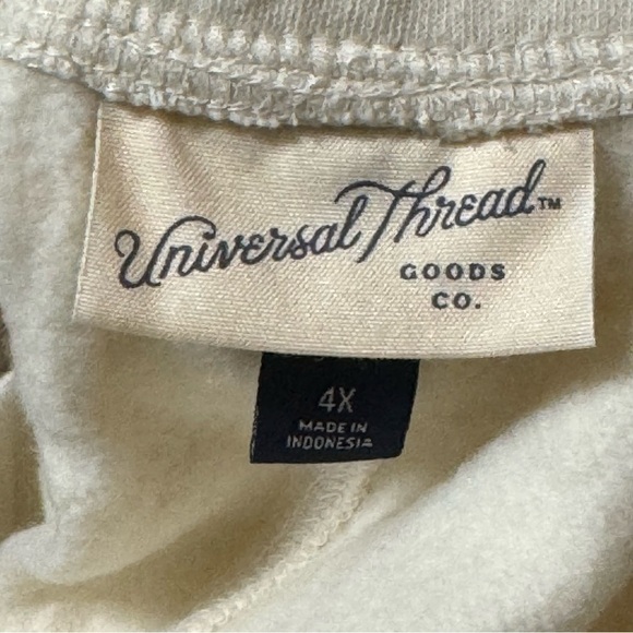 NWT Universal Thread High Rise Fleece Jogger
Pants Pockets Cream Ivory Size 4X - Picture 5 of 7